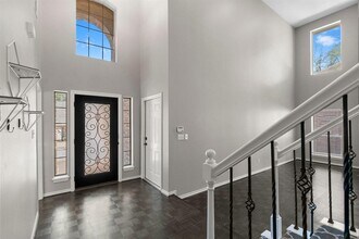 901 Longmire Rd in Conroe, TX - Building Photo - Building Photo