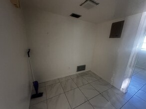 1315 E Silver Springs Blvd in Ocala, FL - Building Photo - Building Photo