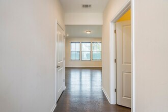 503 Waybridge Way in Richmond Hill, GA - Building Photo - Building Photo