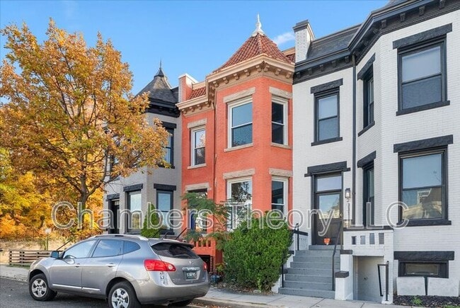 2033 North Capitol St NE in Washington, DC - Building Photo - Building Photo