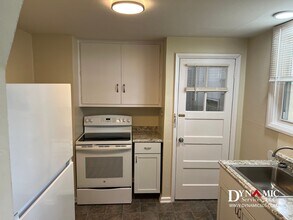 2425 S Norton Ave in Sioux Falls, SD - Building Photo - Building Photo