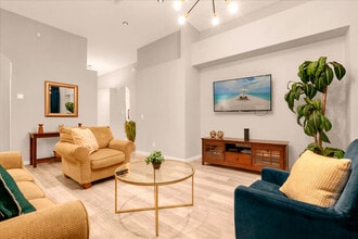 337 Orista Dr in Davenport, FL - Foto de edificio - Building Photo