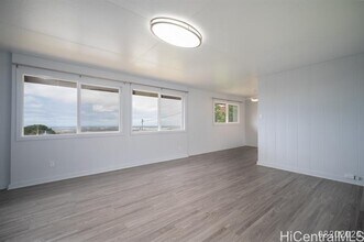 99-904-904 Halawa Dr in Aiea, HI - Building Photo - Building Photo