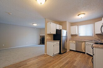 12546 Alder St NW in Minneapolis, MN - Building Photo - Building Photo