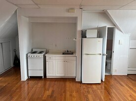 36 46th St in Weehawken, NJ - Building Photo