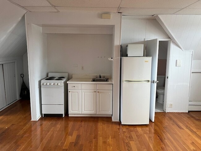 property at 36 46th St