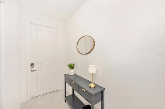 17625 Opal Sand Dr, Unit 207 in Venice, FL - Foto de edificio - Building Photo