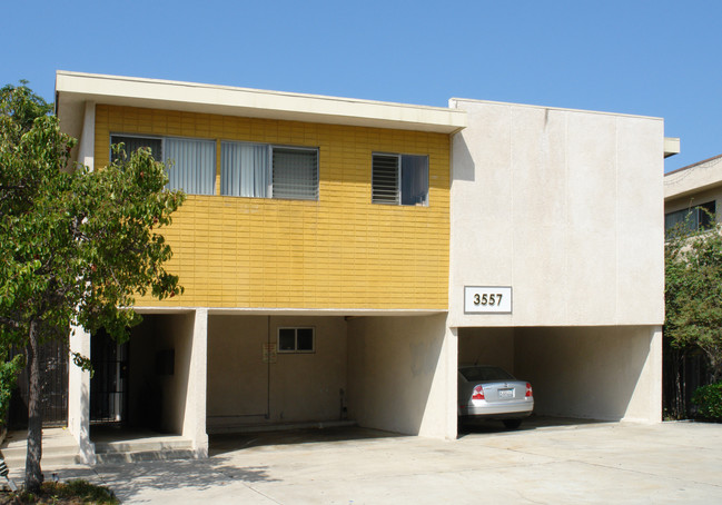 3557 Mentone Ave in Los Angeles, CA - Building Photo - Building Photo