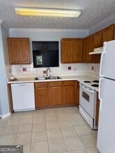 5605 Strathmoor Manor Cir in Lithonia, GA - Building Photo - Building Photo