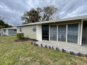 4427 W Montgomery Ave in Tampa, FL - Building Photo - Building Photo