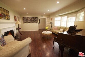 11146 Valley Spring Ln in Los Angeles, CA - Building Photo - Building Photo