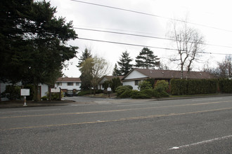 Taylene Court in Portland, OR - Building Photo - Building Photo