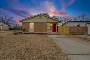 4806 Russet Hill Dr in Austin, TX - Building Photo