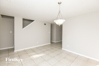 5600 Ainsdale Dr in Fort Worth, TX - Building Photo - Building Photo