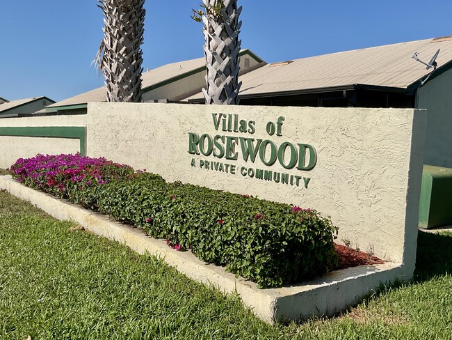 680 SW Veronica Ave in Port St. Lucie, FL - Building Photo - Building Photo