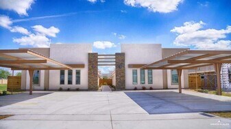 1502 Deer Hls in Edinburg, TX - Building Photo