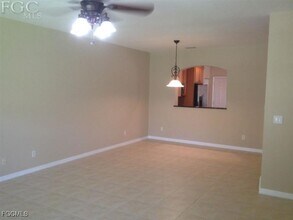 10038 Chiana Cir in Ft. Myers, FL - Building Photo - Building Photo