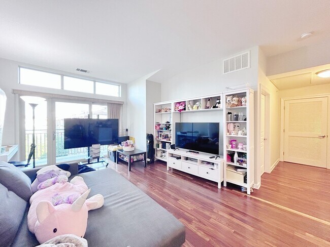 property at 4 Repton Pl