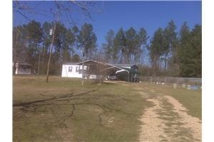 489 Columbia-Purvis Rd in Columbia, MS - Building Photo