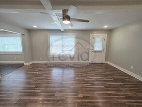 3523 Barwood Cir in Memphis, TN - Building Photo - Building Photo