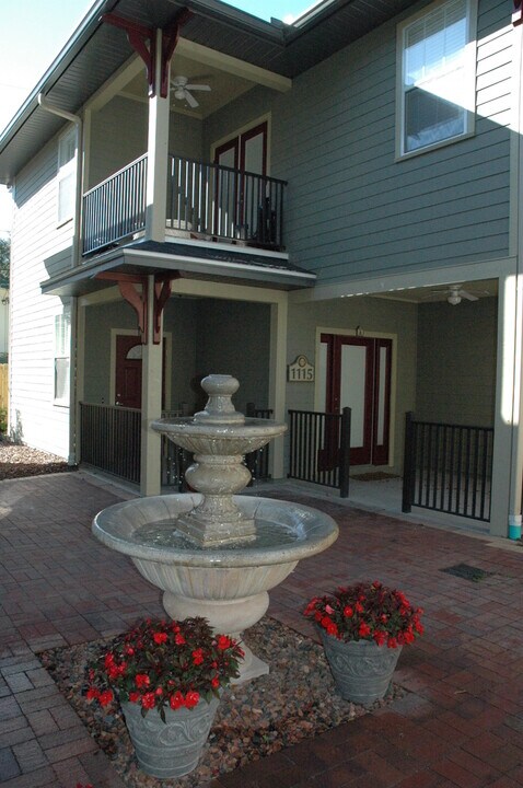 1115 SW 6th Ave in Gainesville, FL - Building Photo