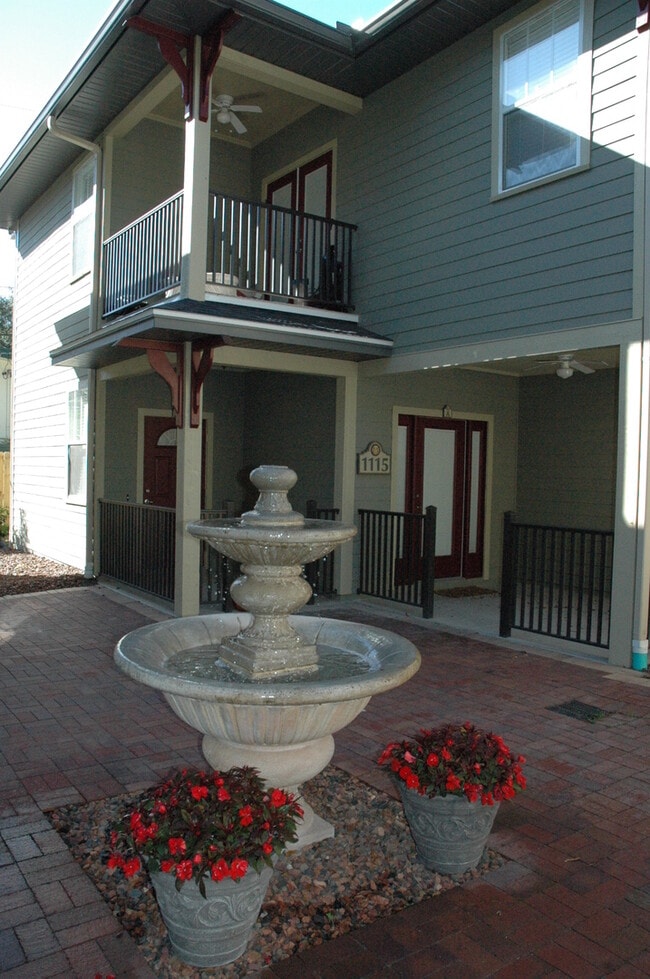 property at 1115 SW 6th Ave