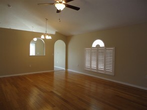 30107 Rattana Ct in Wesley Chapel, FL - Building Photo - Building Photo