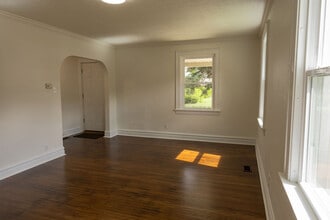 1387 Ivydale Ave SW in Canton, OH - Building Photo - Building Photo