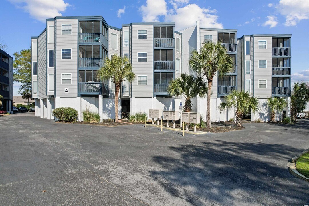 1500 Cenith Dr in North Myrtle Beach, SC - Building Photo