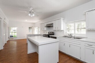 21111 FM 362 in Waller, TX - Building Photo - Building Photo