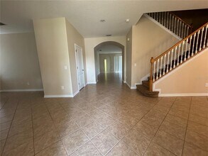 7162 Wild Strawberry Run in Winter Garden, FL - Building Photo - Building Photo