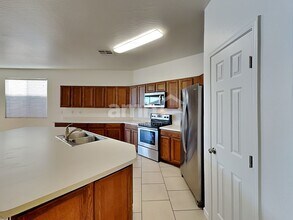 15017 W Bloomfield Rd in Surprise, AZ - Building Photo - Building Photo