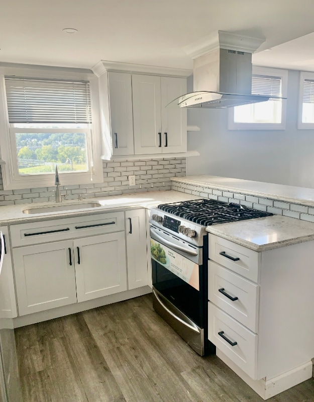 property at 15 Minerva St