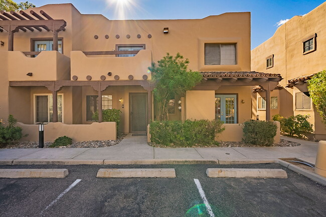 1446 E Grovers Ave, Unit 13 in Phoenix, AZ - Foto de edificio - Building Photo