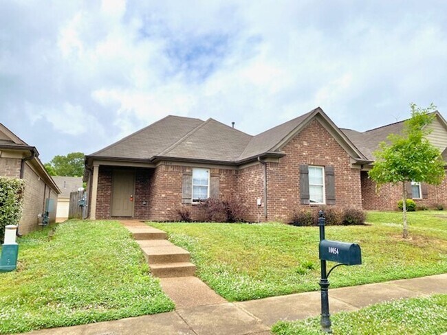10054 Mill Hill Ave-Unit -1 in Cordova, TN - Building Photo - Building Photo