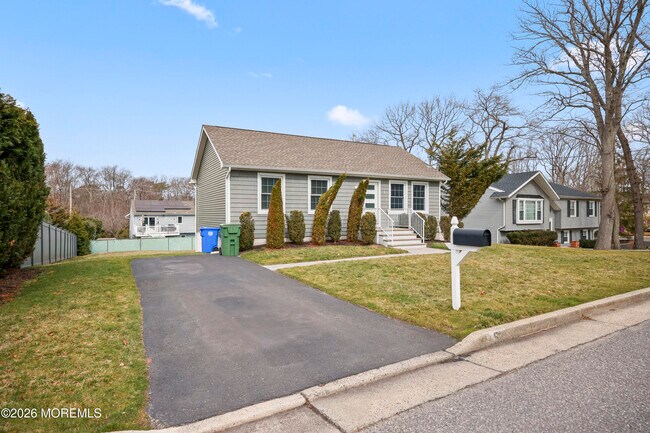 5 Cortland Rd in Eatontown, NJ - Building Photo - Building Photo