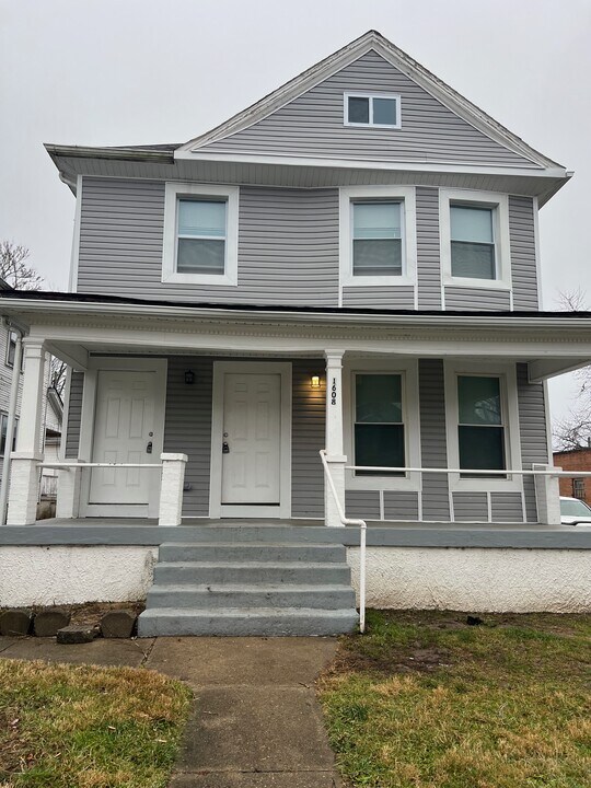 1608 Xenia Ave in Dayton, OH - Building Photo
