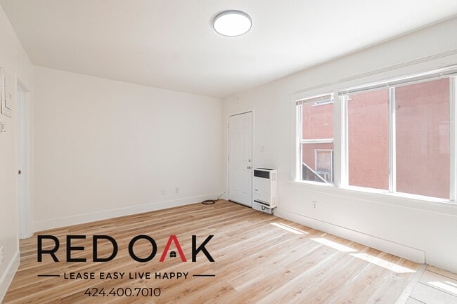 property at 1409 Magnolia Ave