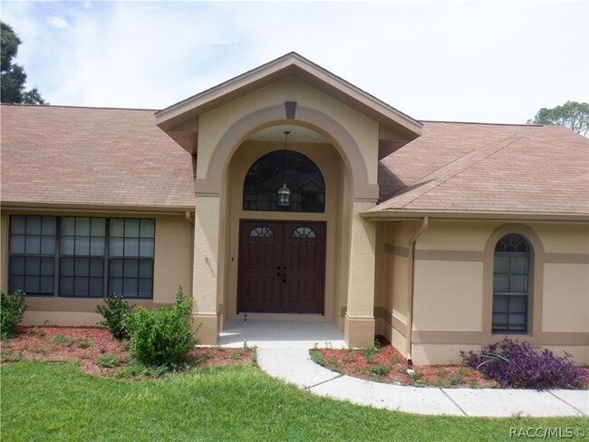 335 E Falconry Ct in Hernando, FL - Building Photo - Building Photo