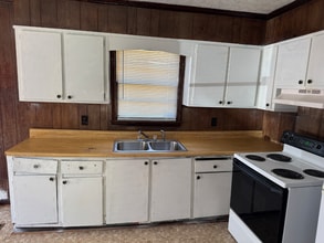109 Jeffery St in Darlington, SC - Building Photo - Building Photo