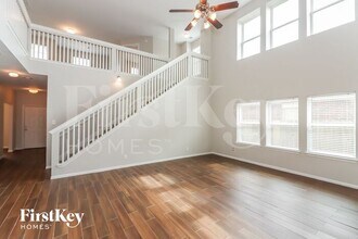 41 Garden Grove Dr in Manvel, TX - Foto de edificio - Building Photo