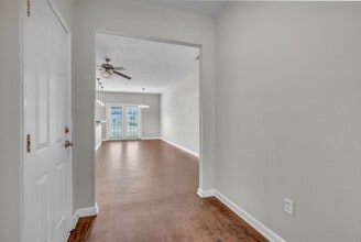 765 Canyon Oak Loop in Richmond Hill, GA - Building Photo - Building Photo