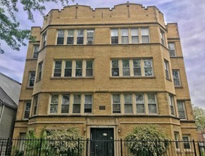 7931 S Manistee Ave in Chicago, IL - Foto de edificio - Building Photo