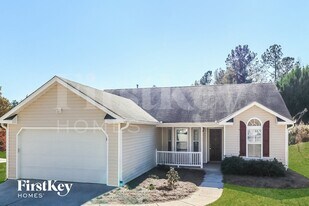 273 Ryan Tr in Dallas, GA - Building Photo