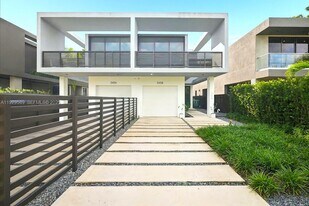 3458 Day Ave in Miami, FL - Building Photo