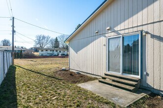 11512 E Railroad Ave in Spokane Valley, WA - Building Photo - Building Photo