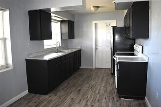 5920 Riviera Dr in Orlando, FL - Building Photo - Building Photo