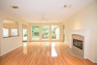 5011 Quiet Falls Ct in Katy, TX - Building Photo - Building Photo