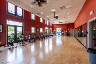 11845 Palba Way in Ft. Myers, FL - Foto de edificio - Building Photo
