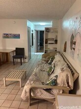 1720 Ala Moana Blvd in Honolulu, HI - Building Photo - Building Photo